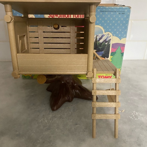 CALICO CRITTERS SYLVANIAN FAMILIES
Funtime Treehouse vintage 80s 90s Tree - Picture 4 of 6